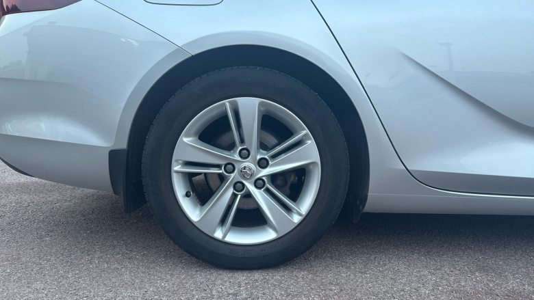 Vauxhall Insignia 1.6 Turbo D [136] Tech Line Nav 5dr Diesel Hatchback